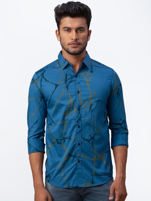 

SPYKAR Men Blue Slim Fit Printed Casual Shirt