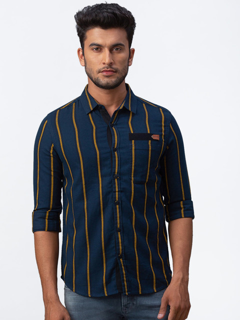 

SPYKAR Men Blue & Yellow Slim Fit Striped Casual Shirt