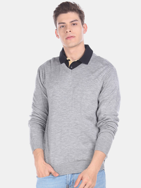 

Ruggers Men Grey Solid Pullover Sweater