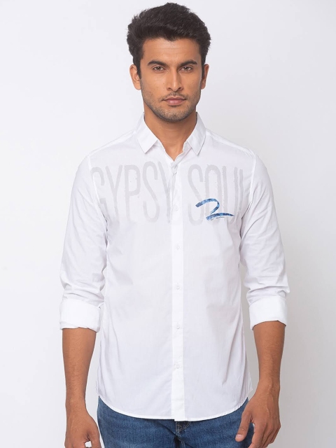 

SPYKAR Men White Slim Fit Striped Casual Shirt