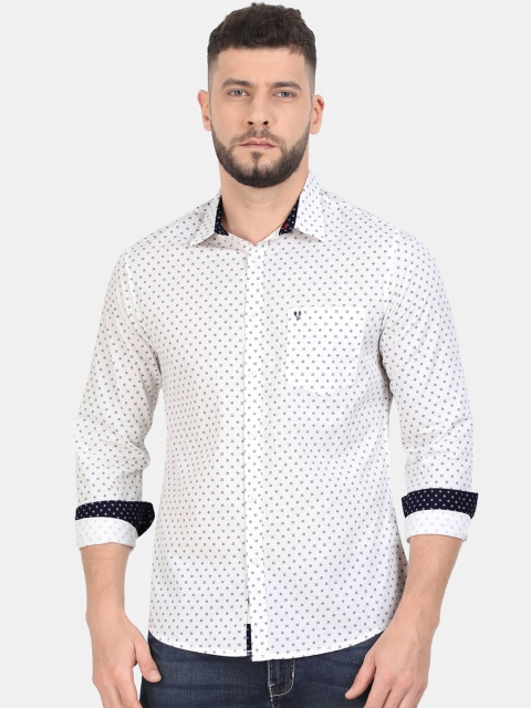

VUDU Men White Regular Fit Printed Casual Shirt