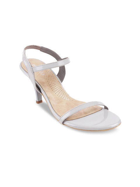 

Metro Women Grey Colourblocked Sandals