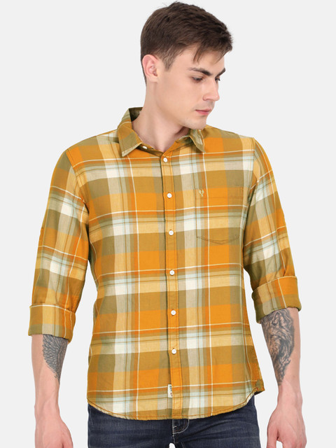 

VUDU Men Yellow Regular Fit Checked Casual Shirt