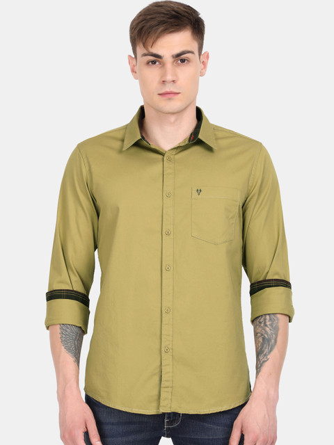 

VUDU Men Olive Green Regular Fit Solid Cotton Casual Shirt
