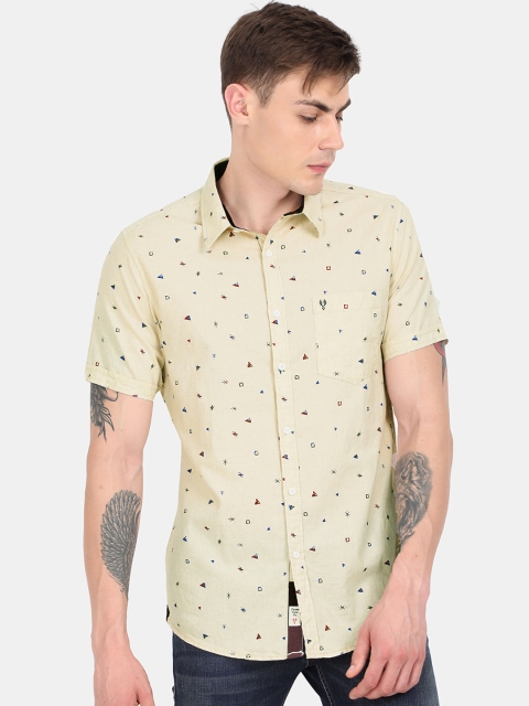 

VUDU Men Cream-Coloured Regular Fit Printed Casual Shirt