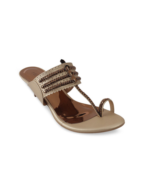 

Metro Women Gold-Toned Woven Design Sandals