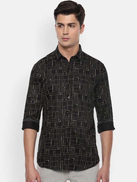 

V Dot Men Black & Off-White Slim Fit Printed Cotton Casual Shirt