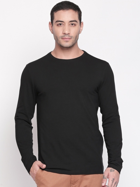 

RICHARD PARKER by Pantaloons Men Black Solid Round Neck T-shirt