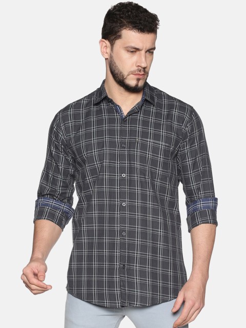 

LEVIZO Men Grey & White Regular Fit Checked Casual Shirt