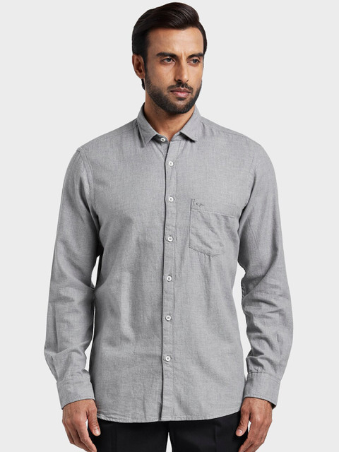 

ColorPlus Men Grey Tailored Fit Solid Casual Shirt