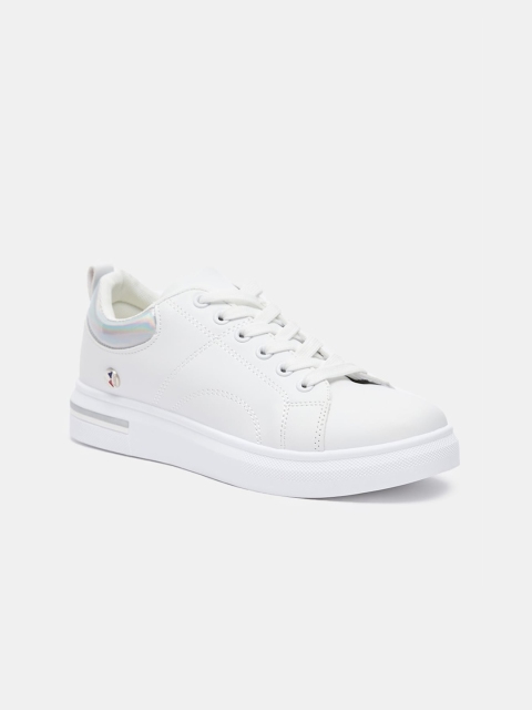 

shoexpress Women White Solid Sneakers