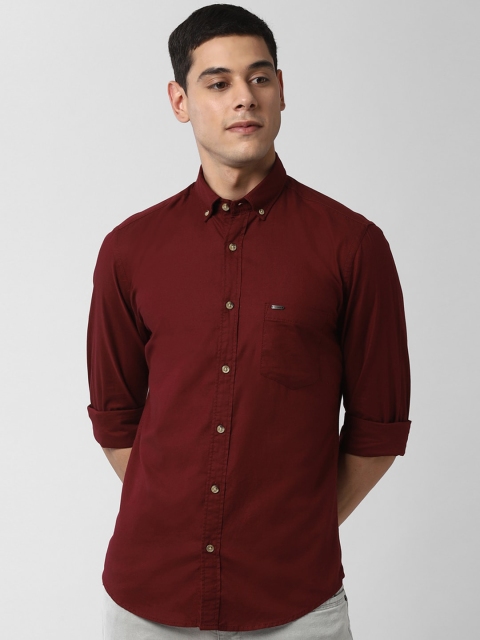 

Peter England Casuals Men Maroon Slim Fit Solid Casual Shirt