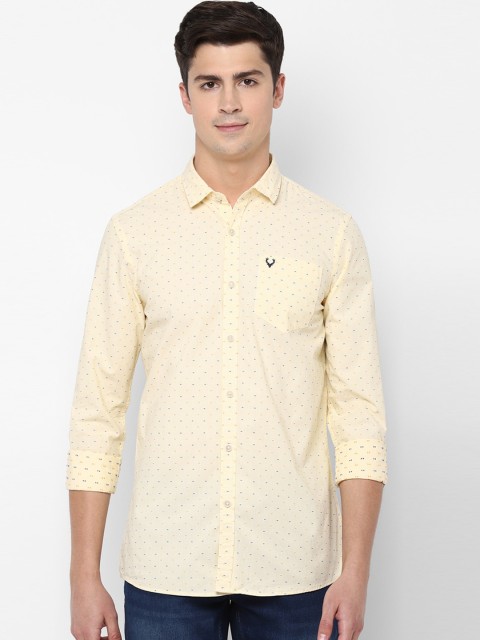 

Solly Jeans Co. Men Yellow & White Regular Fit Printed Casual Cotton Shirt