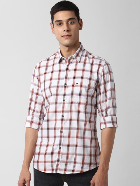 

Peter England Casuals Men White & Red Slim Fit Checked Casual Shirt