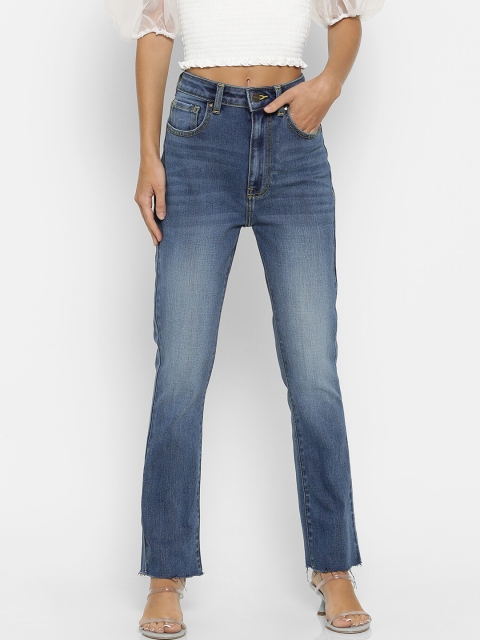

FOREVER 21 Women Blue Regular Fit Mid-Rise Clean Look Cropped Stretchable Jeans