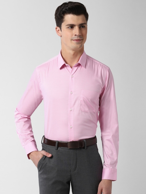 

Peter England Men Pink & White Slim Fit Checked Cotton Formal Shirt