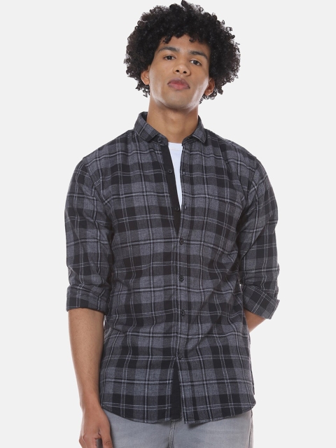 

Campus Sutra Men Black Regular Fit Checked Casual Shirt