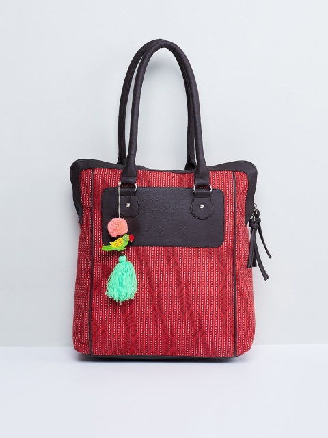 

max Red Colourblocked Handheld Bag