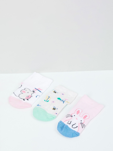

max Girls Pack Of 3 Assorted Ankle-Length Socks