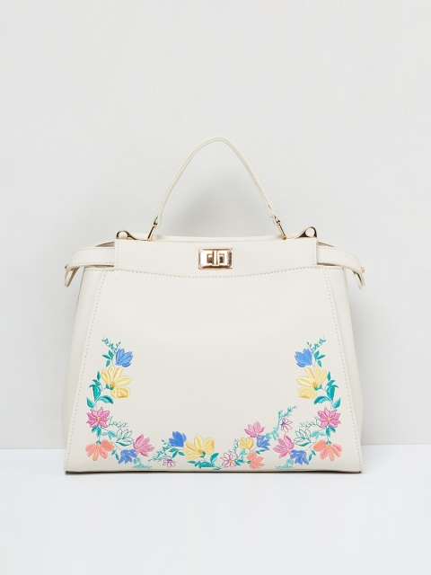 

max Off-White Printed Handheld Bag