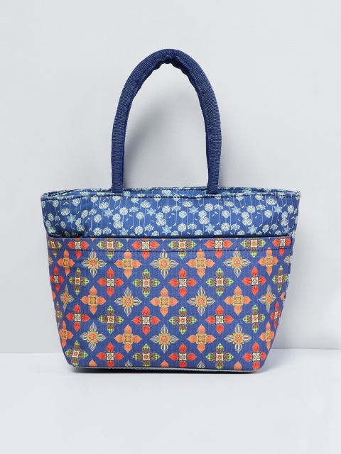 

max Green Printed Tote Bag