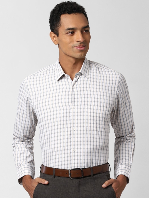 

Peter England Men White & Black Regular Fit Checked Formal Shirt