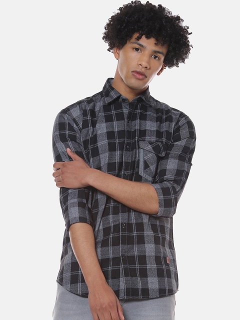 

Campus Sutra Men Black Regular Fit Checked Casual Shirt