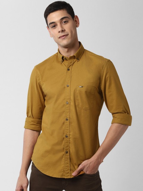 

Peter England Casuals Men Mustard Brown Slim Fit Solid Casual Shirt