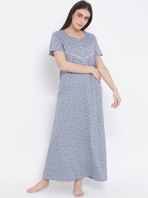 

Kanvin Blue & White Printed Nightdress