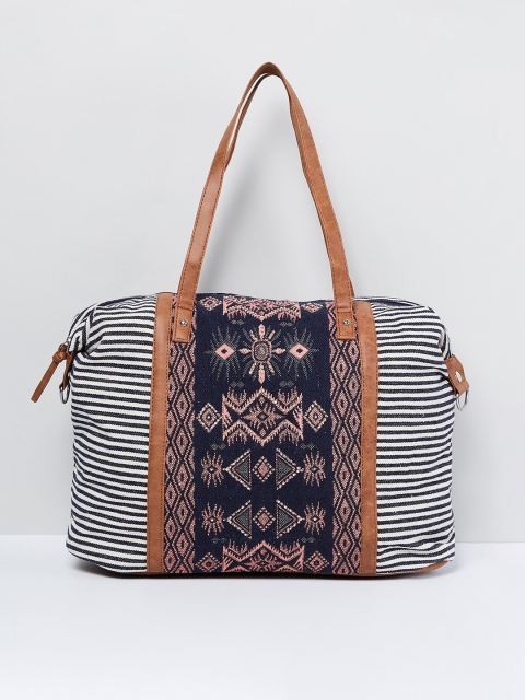 

max Black & White Self Design Shoulder Bag