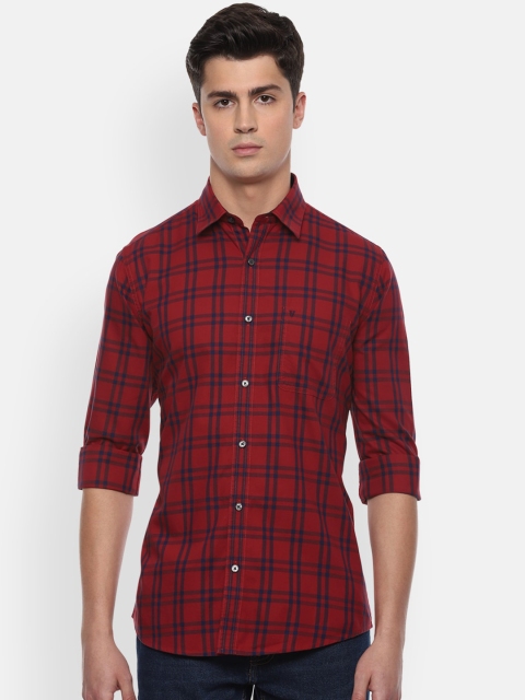

Van Heusen Sport Men Red & Navy Blue Slim Fit Checked Pure Cotton Casual Shirt