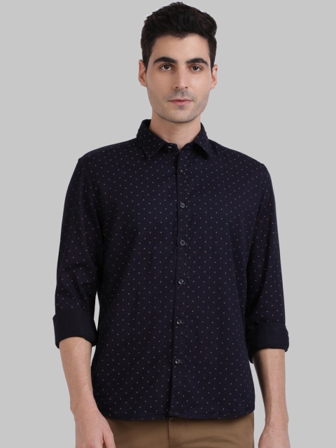 

Parx Men Navy Blue Slim Fit Printed Casual Shirt