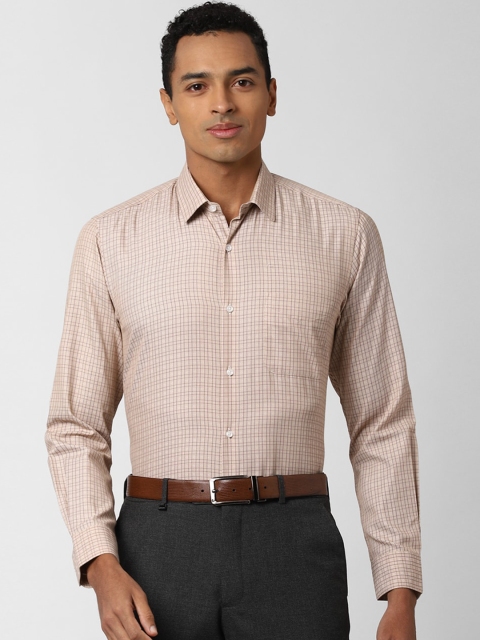

Peter England Men Brown Regular Fit Checked Casual Shirt