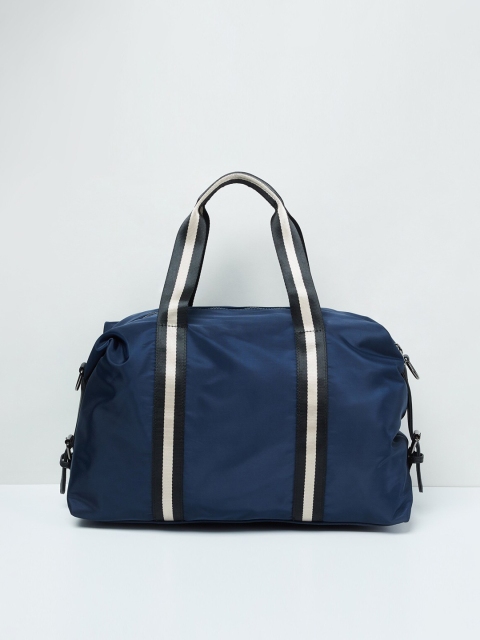 

max Navy Blue Solid Handheld Bag