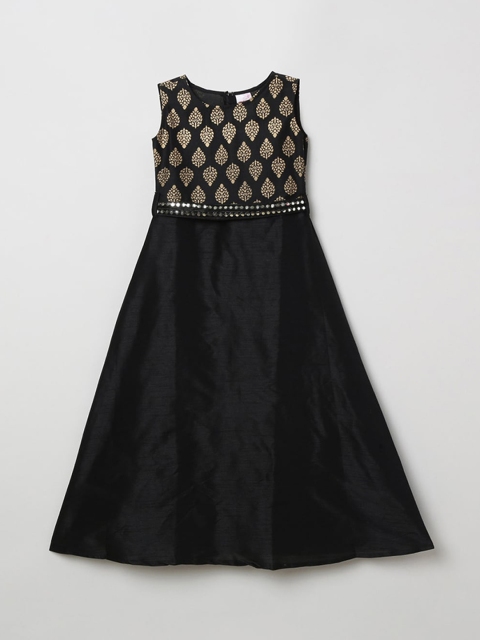 

max Girls Black Solid Maxi Dress