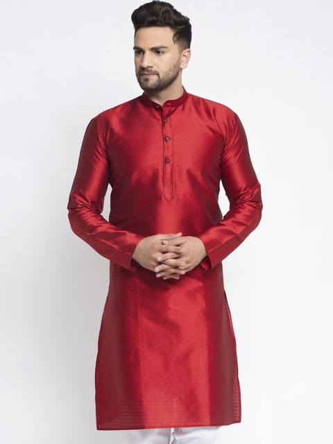 

Jompers Men Maroon Solid Straight Kurta