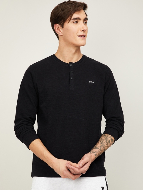 

UCLA Men Black Solid Henley Neck T-shirt