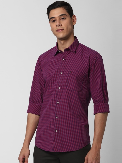

Peter England Casuals Men Red Slim Fit Checked Cotton Casual Shirt