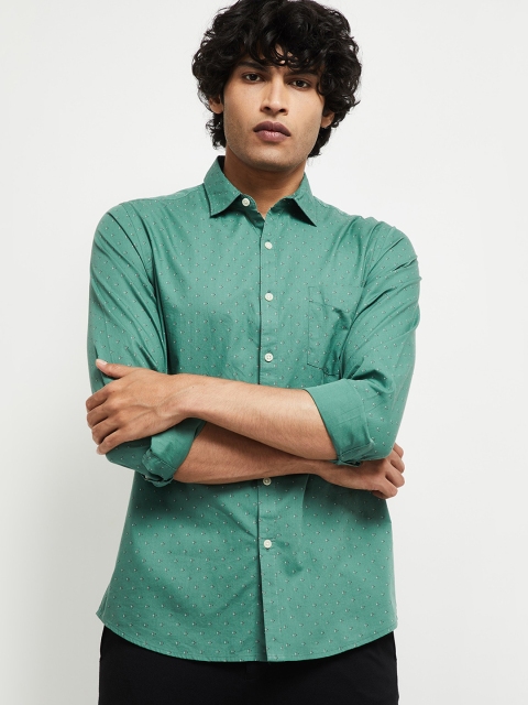 max Men Green Slim Fit Solid Casual Cotton Shirt