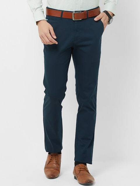 

Solemio Men Navy Blue Slim Fit Solid Chinos