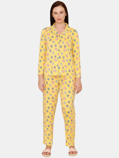 

Zivame Women Yellow & Pink Printed Night suit