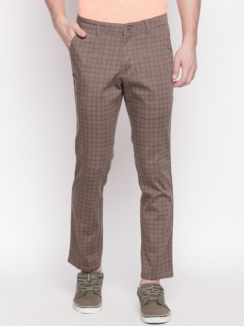 

Solemio Men Brown Slim Fit Checked Chinos