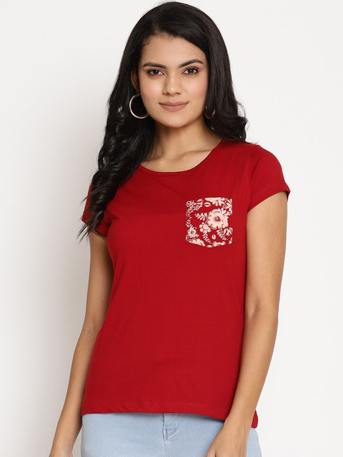 

The Vanca Women Maroon Solid Round Neck T-shirt
