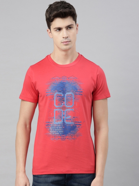 

QUANCIOUS Men Coral Printed Round Neck Sustainable T-shirt