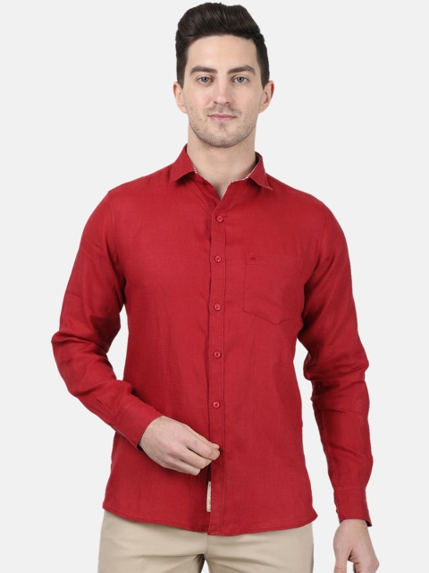 

Monte Carlo Men Maroon Regular Fit Solid Casual Shirt