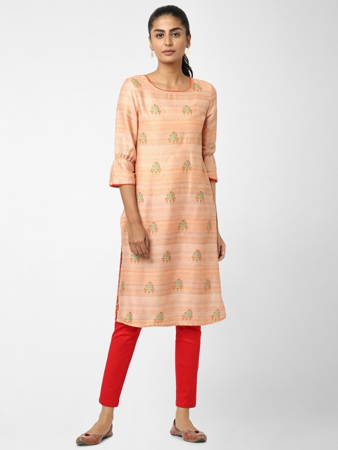 

Naari Women Peach-Coloured & Green Floral Printed Kurta