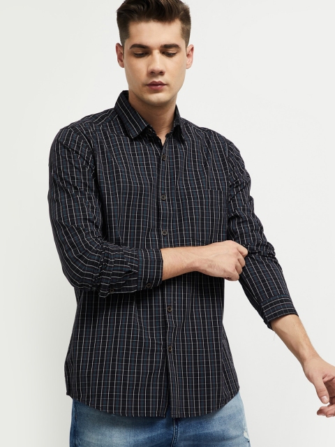 

max Men Grey Slim Fit Checked Casual Shirt