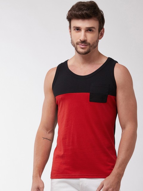 

GRITSTONES Men Red & Black Colourblocked Round Neck T-shirt