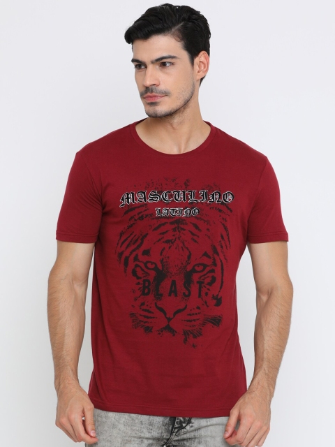 

Masculino Latino Men Red Printed Round Neck T-shirt