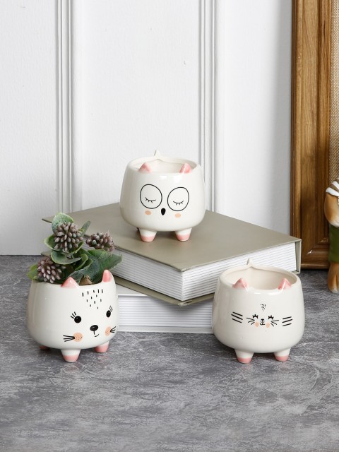 

Aapno Rajasthan White Set of 3 Handcrafted Ceramic Planter